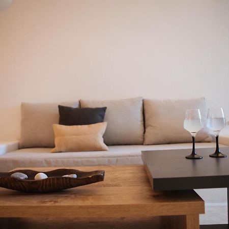 Assyrtiko By A Terre Cave Villas Oía Exterior foto